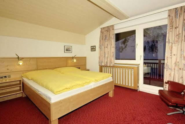 Pension Hasenfluh Lech am Arlberg Exterior foto
